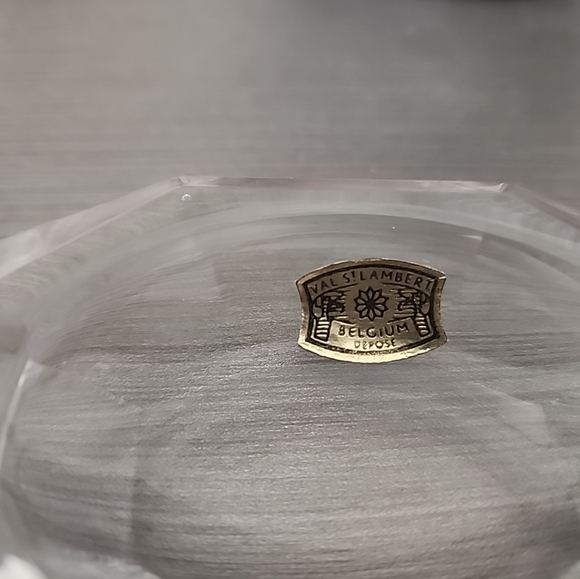 Vintage Val St. Lambert Clear Cut Crystal Ashtray with Original Label. Belgium. - Picture 5 of 9